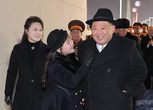 ＜긴급인터뷰＞ 북한 주민은 딸 '주애'의 열병식 동반을 어떻게 보았는가?　 ‘그 애가 후계자? 그렇게 생각하는 사람 없어’