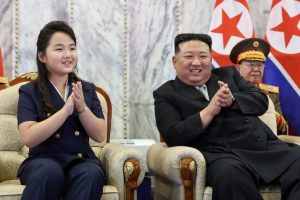 ＜북한내부＞ 김정은의 딸 '주애' 노출에 주민 관심이 높아져　'여성 수령의 시대가 온다' 발언으로 보위부가 조사도