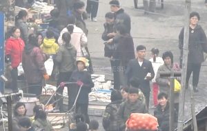 ＜북한내부＞'화폐교환' 단행 준비 정보 확산돼 사재기로 물가 급등 등 혼란,　당국은 부정에 안간힘