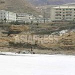 ＜PHOTO REPORT＞Sino - N.Korea Border: ［PART2］A Sign of Late Spring In the Border Town of Hyesan