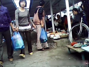 ＜Inside N. Korea＞ The Deteriorating Plight of the People (3) Economy Reaches State of Panic       [ISHIMARU Jiro]