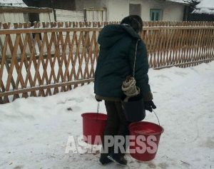 ＜Inside N. Korea＞ Minus 30 Degrees Celsius! Residents Live With Neighbours to Save on Heating as Coal is Rationed to Workplaces