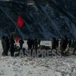 <Inside N. Korea>Even high-level cadres mobilized to collect human feces during this year’s “manure battle”…People bring buckets with them when going to the public lavatory
