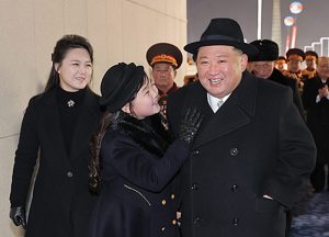 ＜Emergency Interview＞ What did you think when you saw Kim Jong-un’s daughter at the military parade? 　“Nobody thinks that she will become successor”