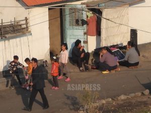 ＜Inside N. Korea＞Solar and Biomass Power Facilities Being Installed on Farms - However, Costs to Be Paid by Farmers
