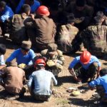 ＜Super-telephoto Lens Report>One Year After Floods, What Does the Site Look Like Now? (3)Massive Embankment Like a Castle Wall; Mobilized Soldiers' Lunch is Enormous Amounts of Corn Rice (10 Photos)